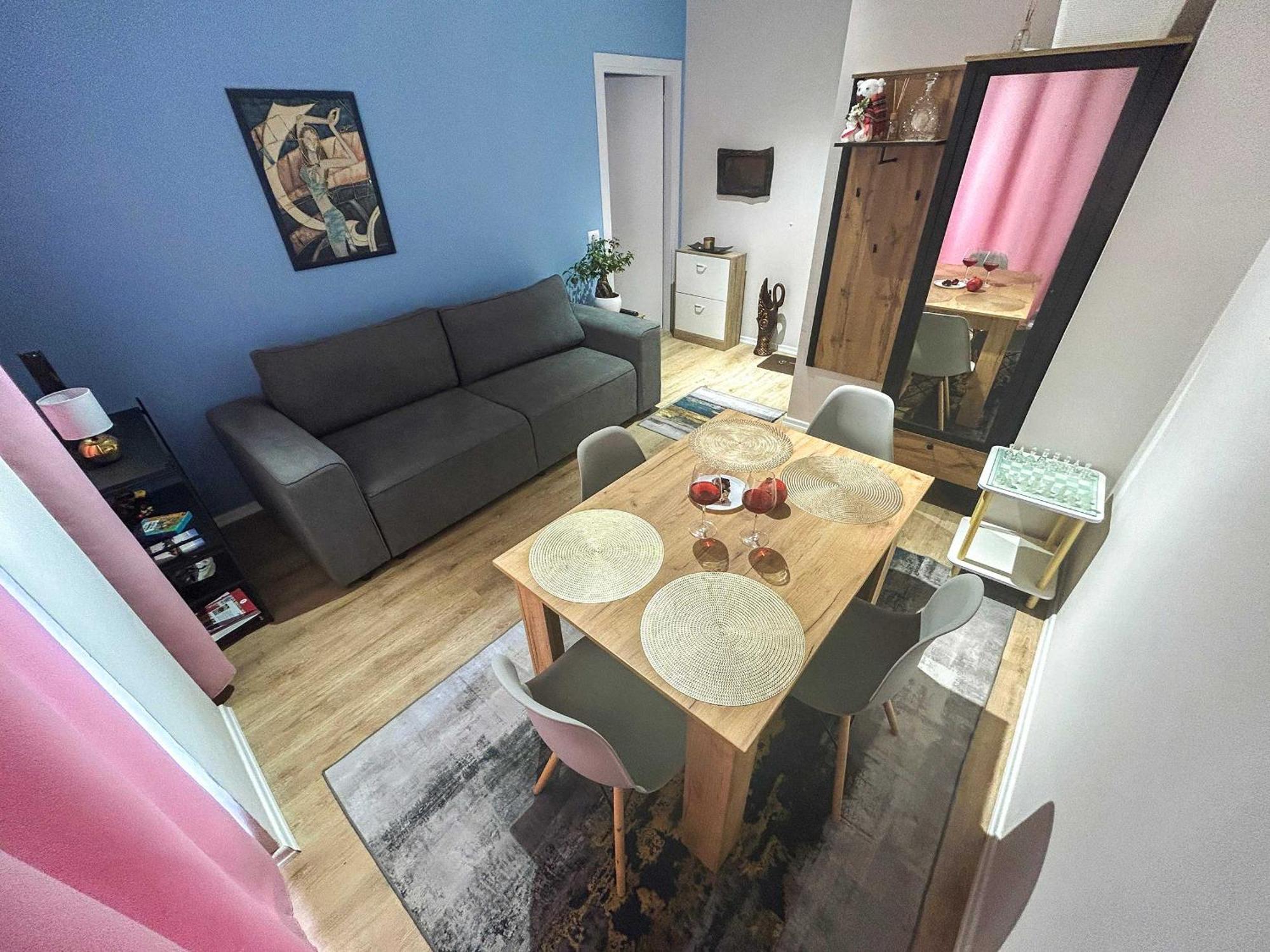 Apartament With Terrace 1319 *