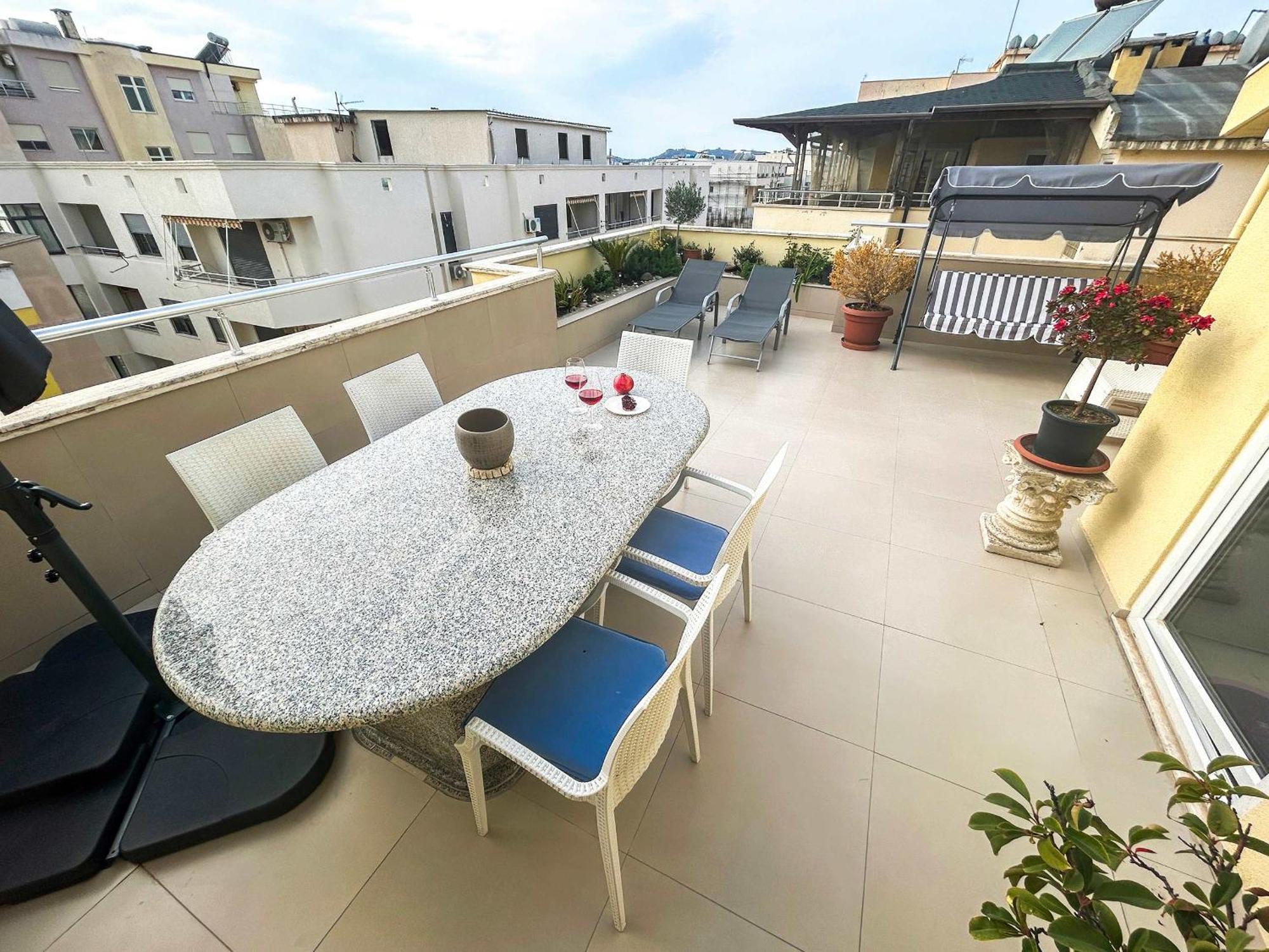 Apartament With Terrace 1319