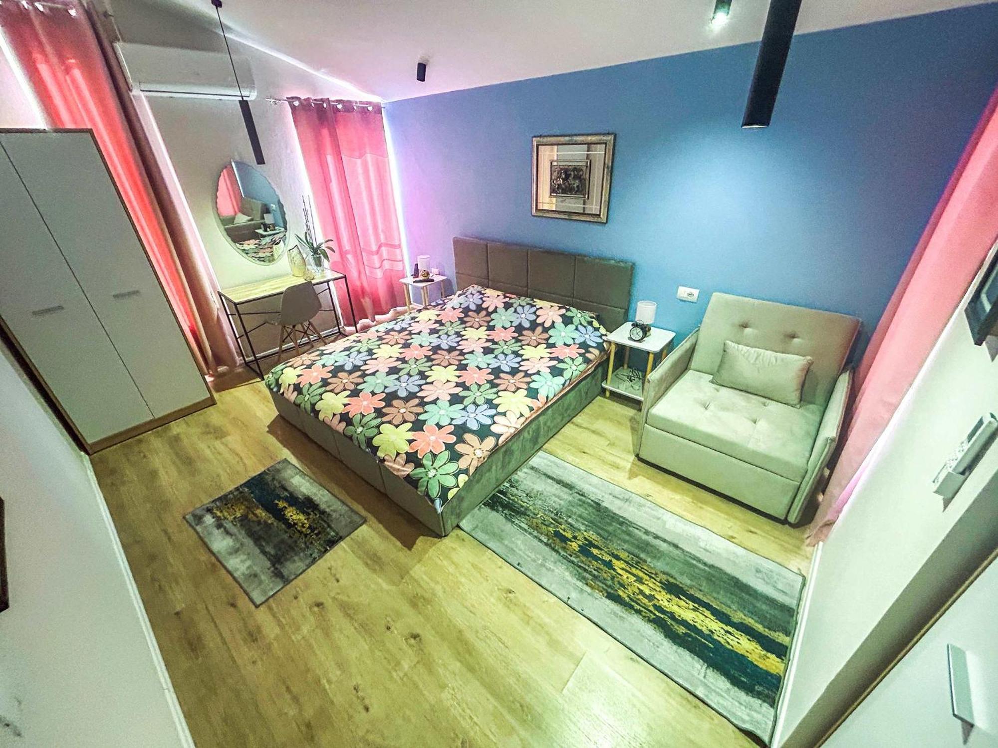 With Terrace 1319 Apartament